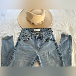 Kancan midrise skinny jeans 26